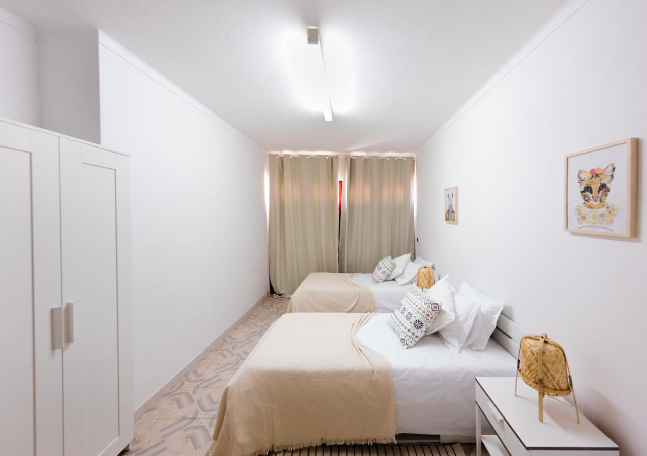 Zambujeira Do Mar 4-Bed House Perfect For Families & Friends Apartment Exterior photo